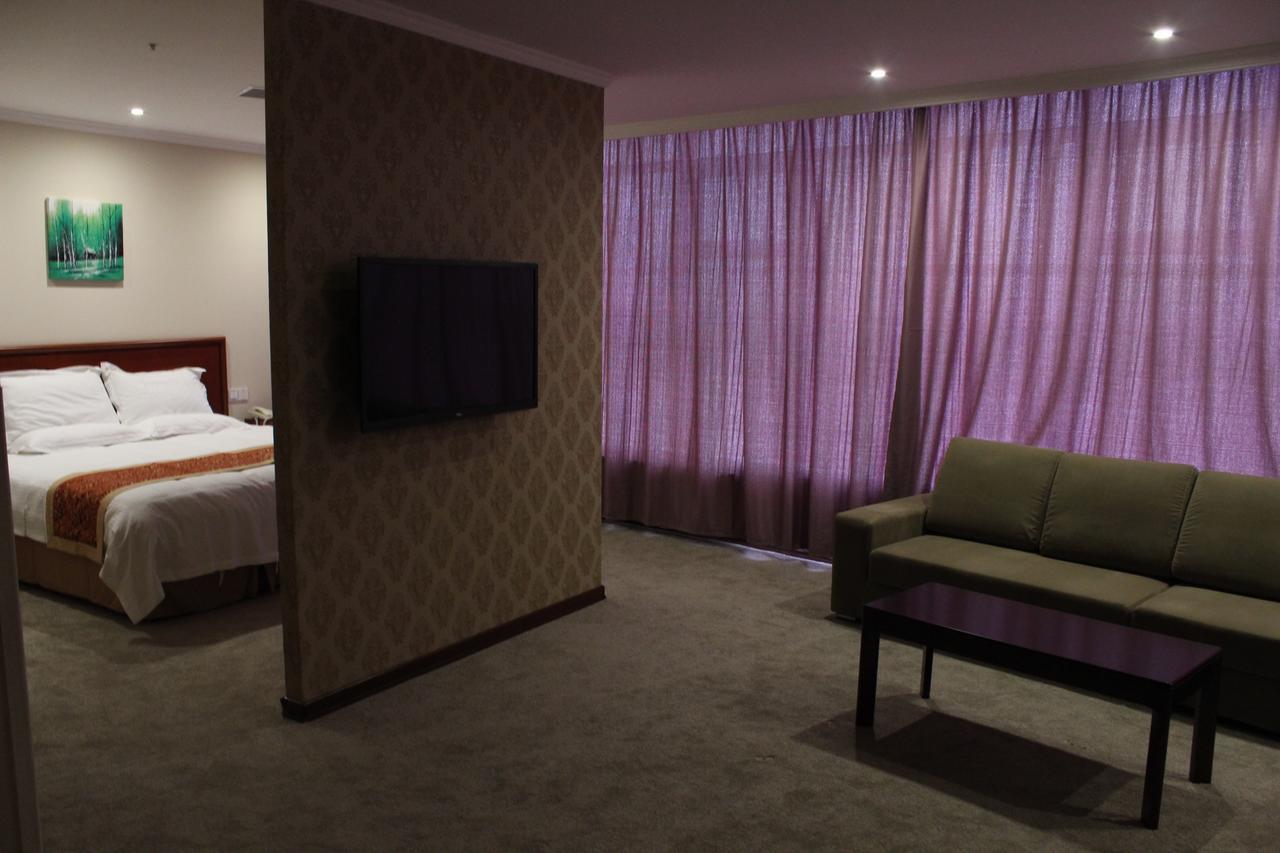 Greentree Inn Shanghai Jiading The South Of F1 Circuit Fangtai Hardware Market Express Hotel Exteriör bild