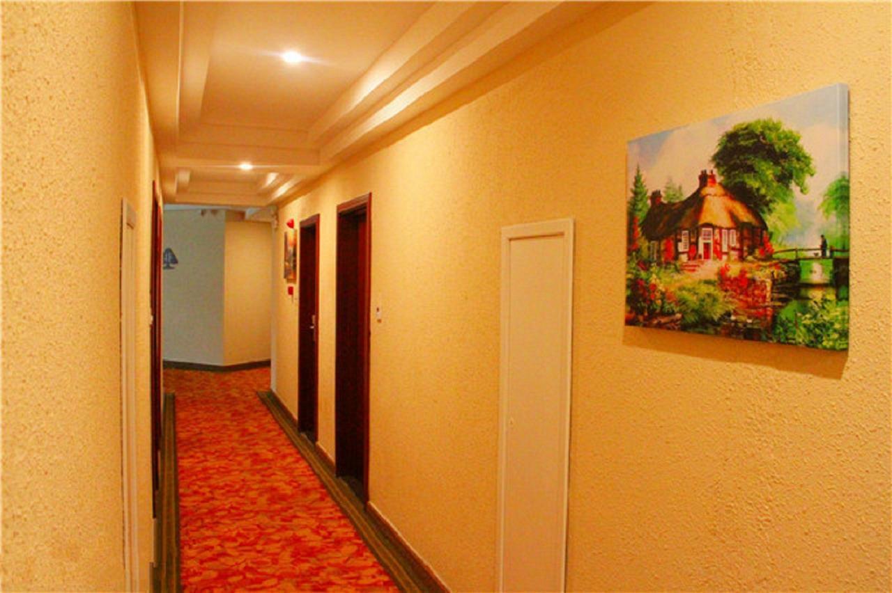 Greentree Inn Shanghai Jiading The South Of F1 Circuit Fangtai Hardware Market Express Hotel Exteriör bild
