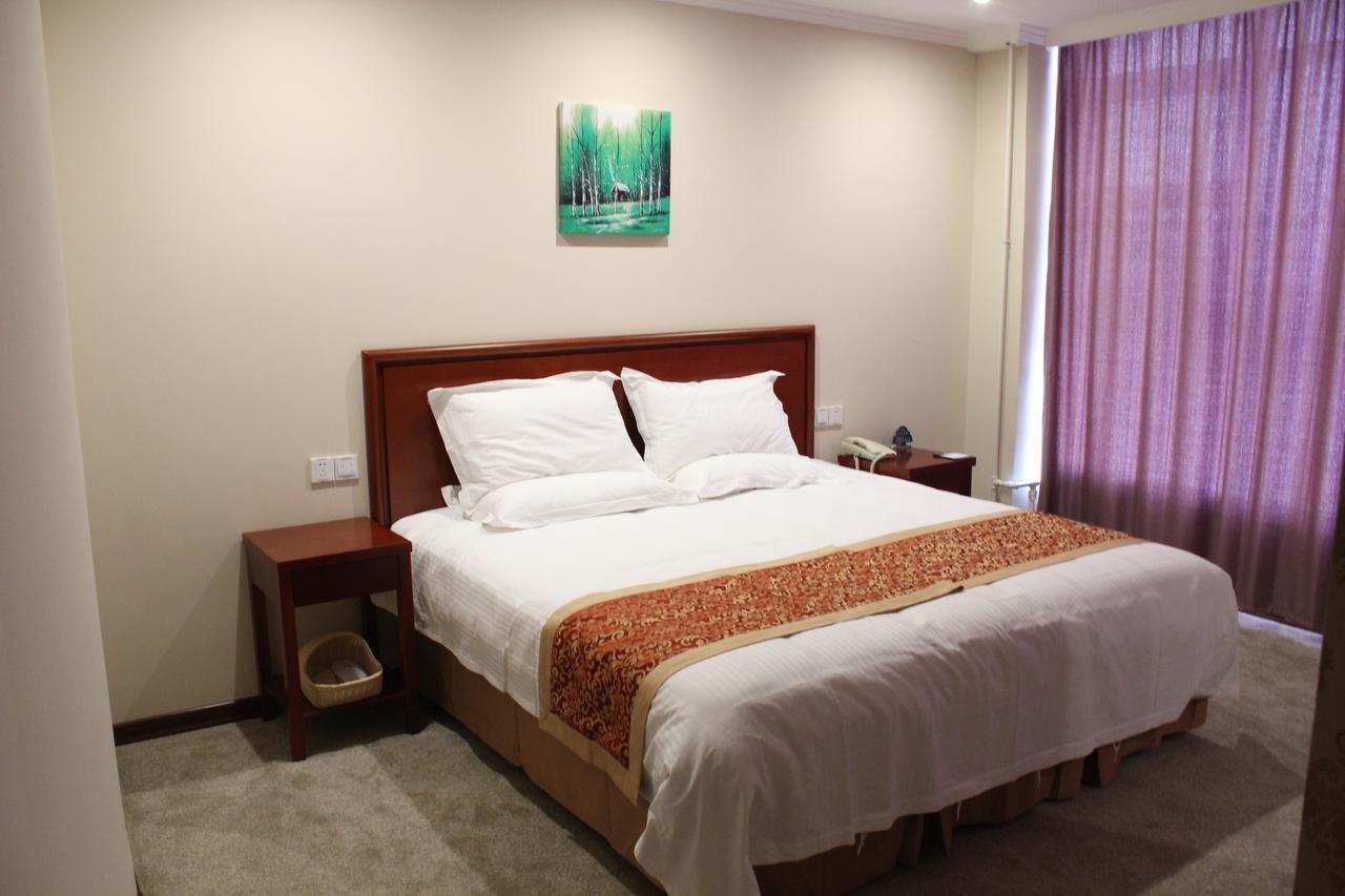Greentree Inn Shanghai Jiading The South Of F1 Circuit Fangtai Hardware Market Express Hotel Exteriör bild
